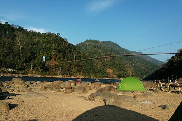 Riverside Camping In Dawki – Shnongpdeng Meghalaya India North east's Meghalaya are dotted with numerous camping marvelscamps.com